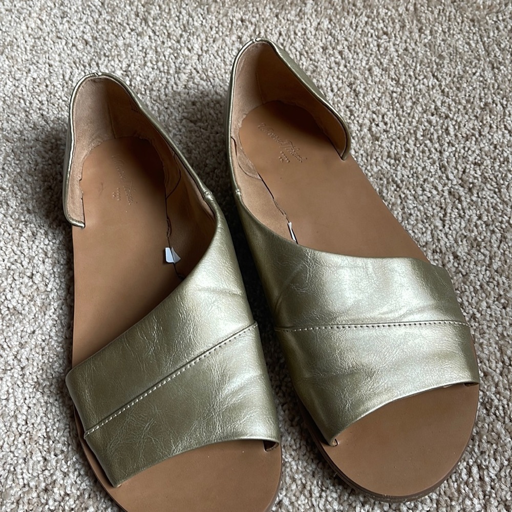 Universal Thread Metallic slide